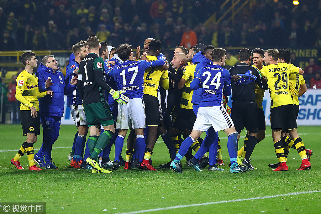  沙尔克04主场艰难战平仍处降级边缘  